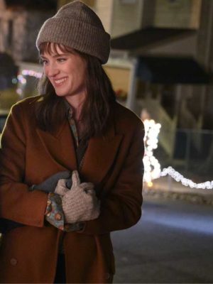 Mackenzie Davis Happiest Season Harper Brown Wool Trench Coat