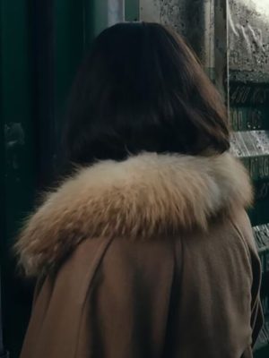 Susie Glass The Gentlemen 2024 Kaya Scodelario Brown Wool Shearling Coat