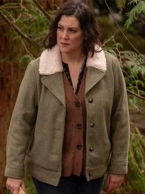 Melanie Lynskey Yellowjackets Shauna Shearling Green Jacket