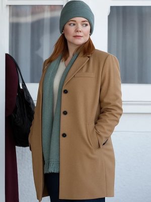 Sarah Snook All Her Fault S01 Beige Wool Coat