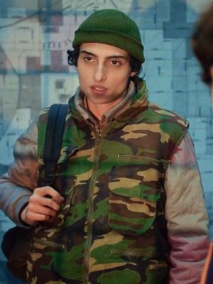 Finn Wolfhard Stranger Things S05 Camo Vest