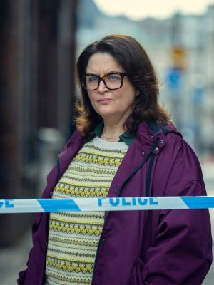 Ruth Jones Run Away S01 Purple Jacket