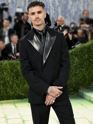 Romeo Beckham Met Gala 2026 Black Blazer