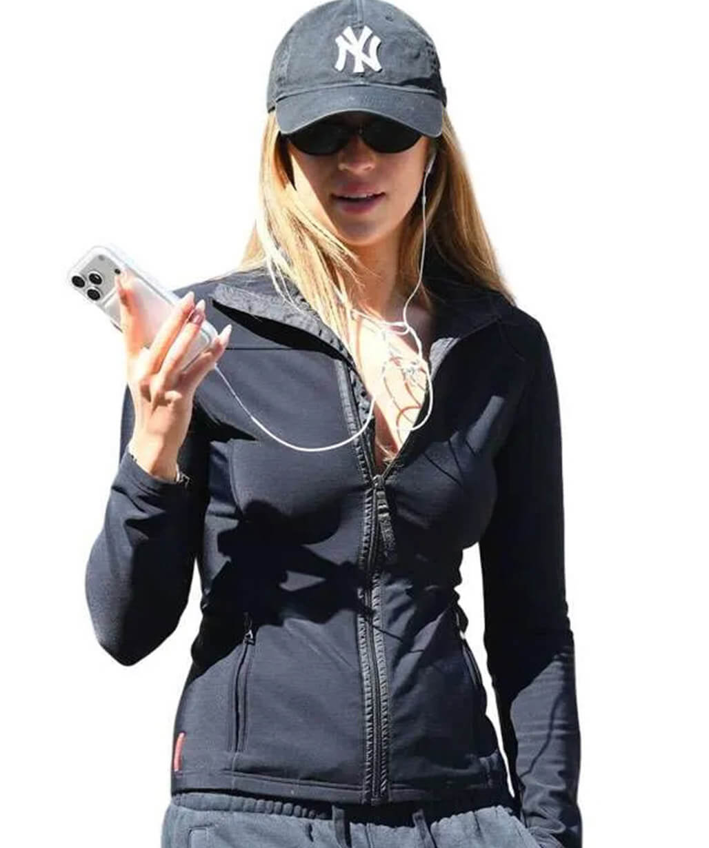 Tate McRae NYC 2026 Black Jacket