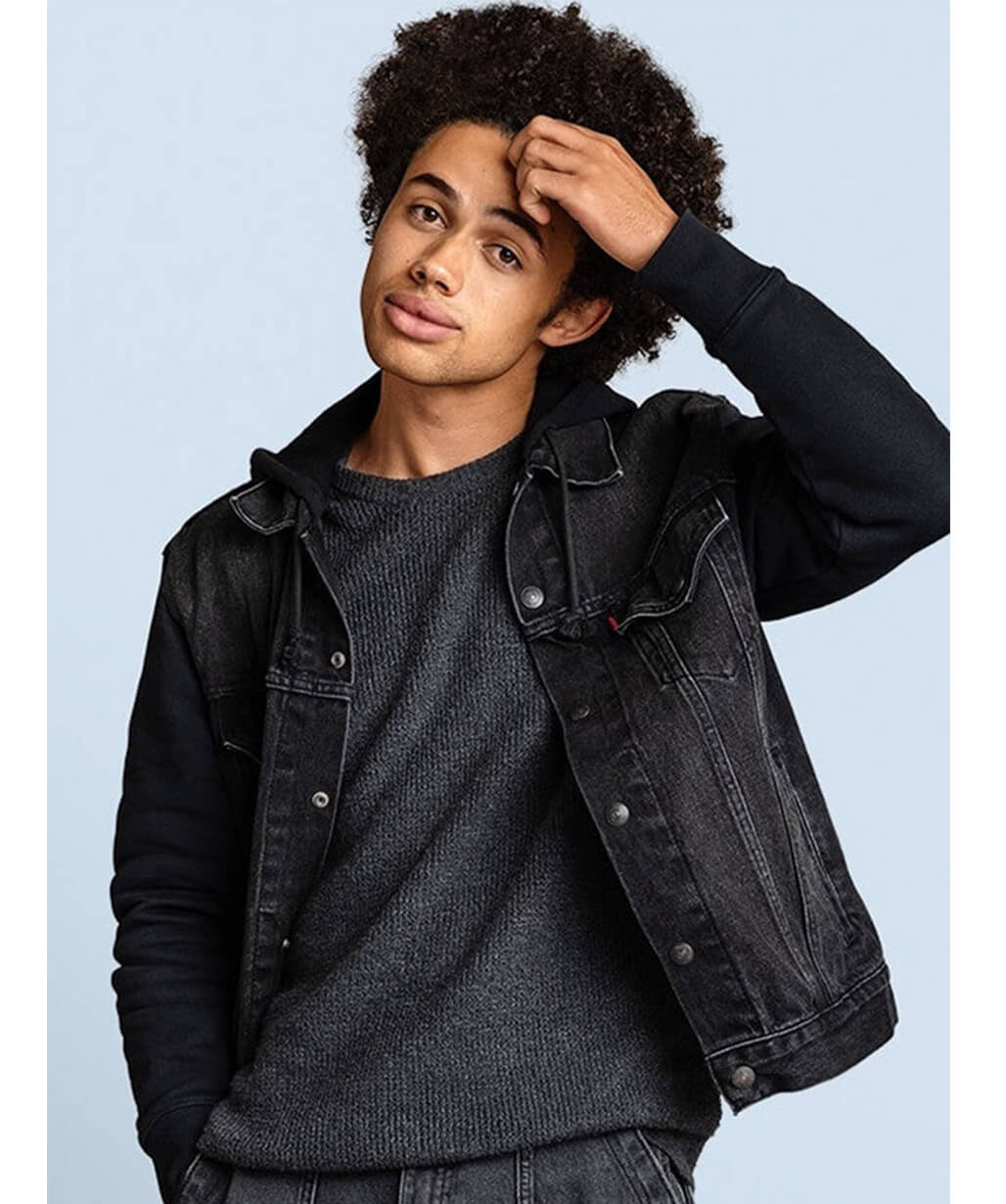 Zac Looker Elle 2026 Black Denim Jacket